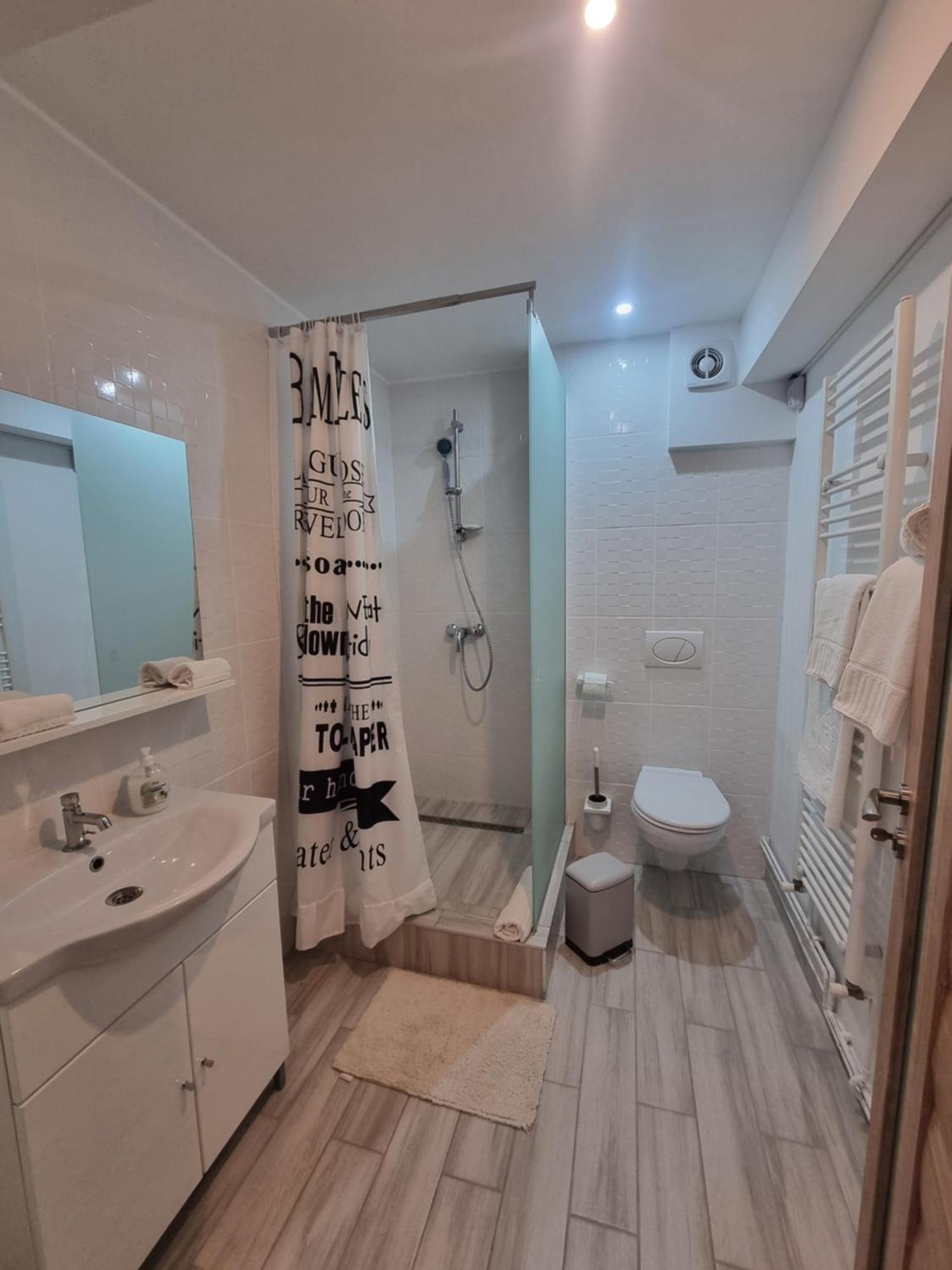 Gemasoti House Hotel Drobeta Turnu Severin Cameră foto
